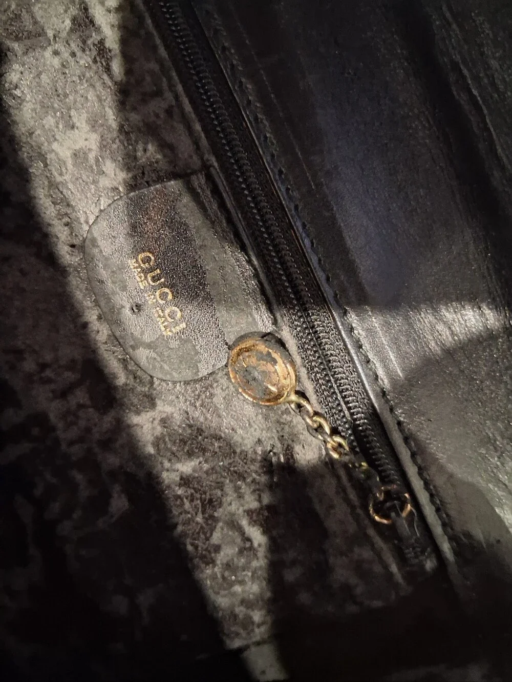 Gucci classic black